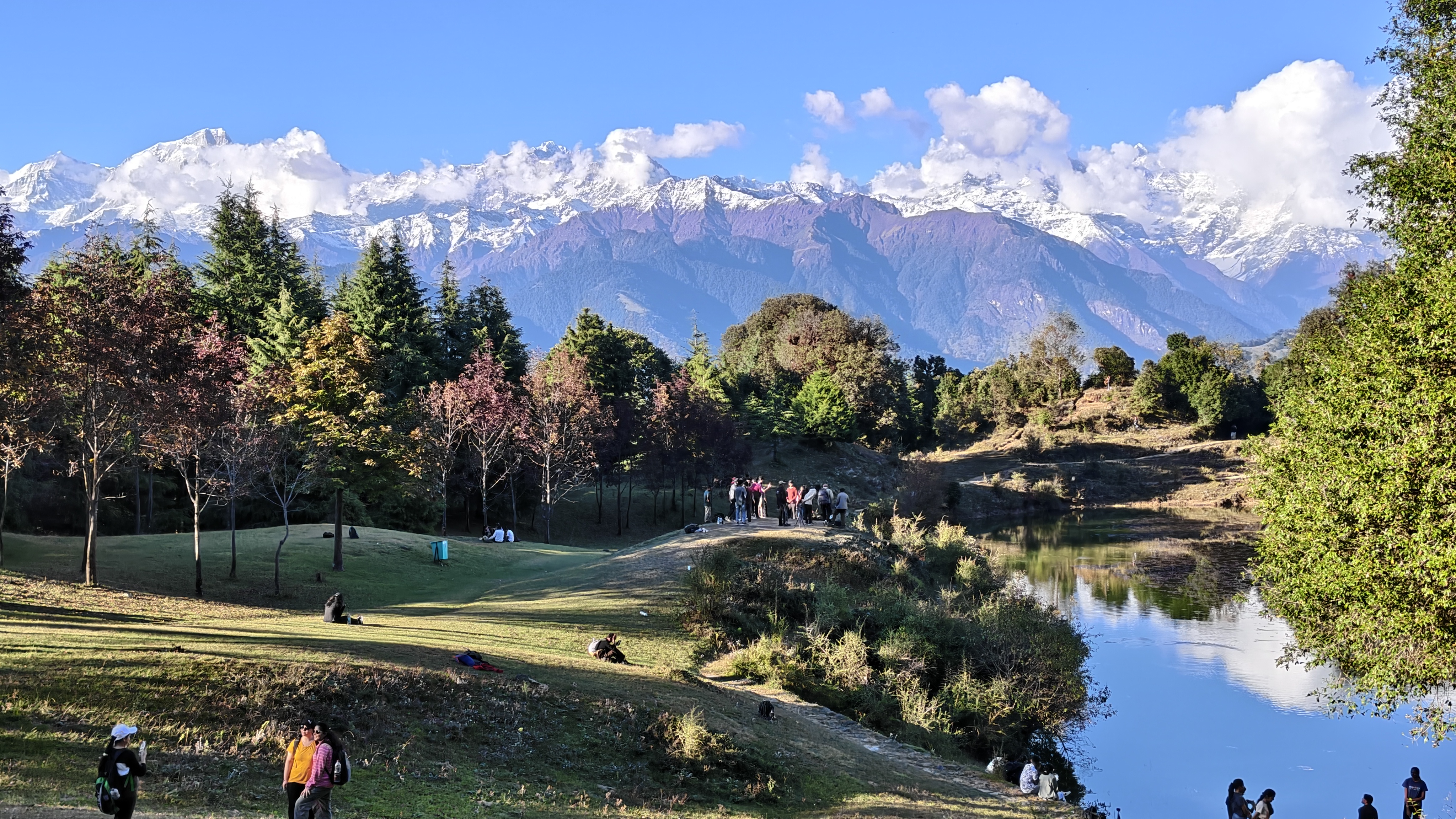 Clouds moving across mountain peaks captured by Clixzsera